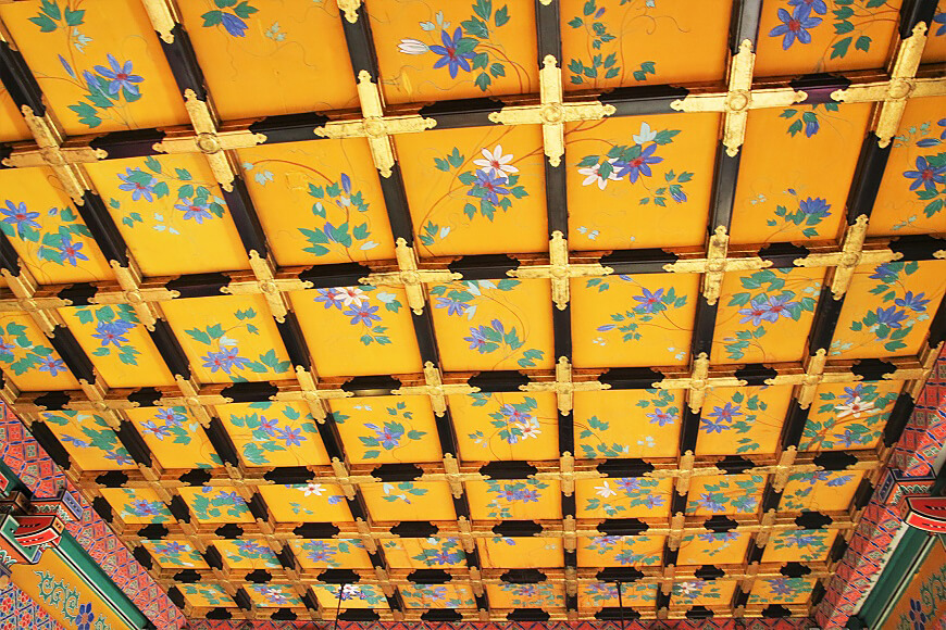 浅草神社の御社殿の天井画