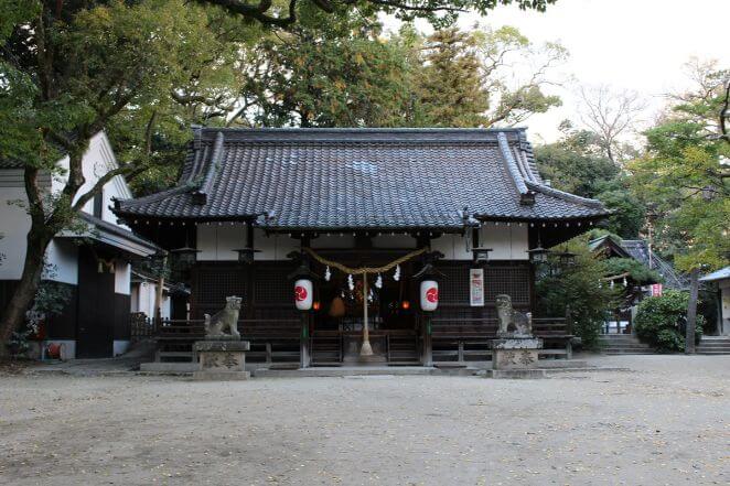 兵庫県の六甲八幡神社のアクセス、住所、電話番号などの説明です。