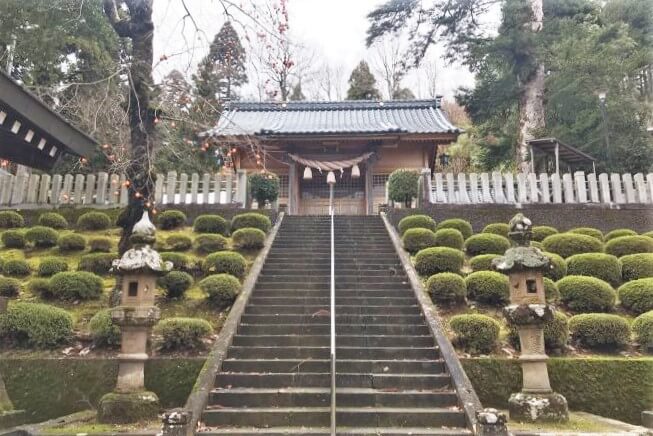 福井県の高雄神社のアクセス、住所、電話番号などの説明です。